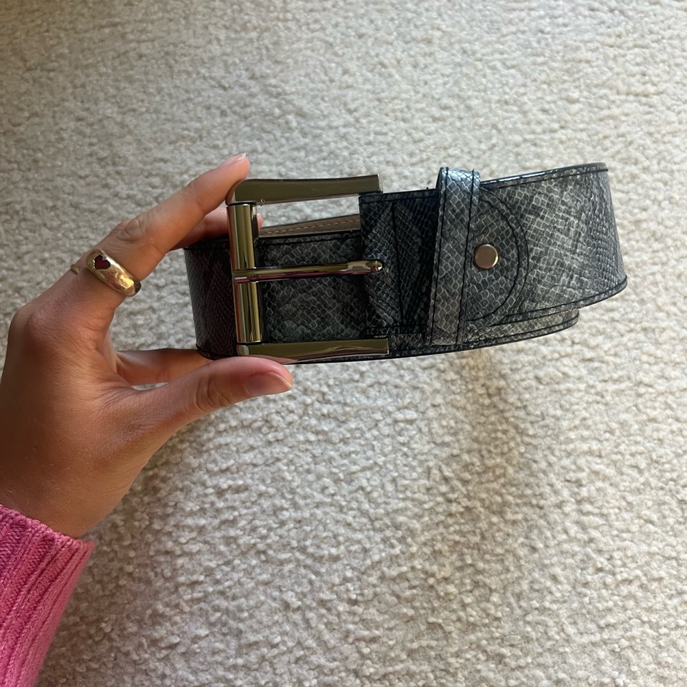GhoDho Vegan snake-print belt